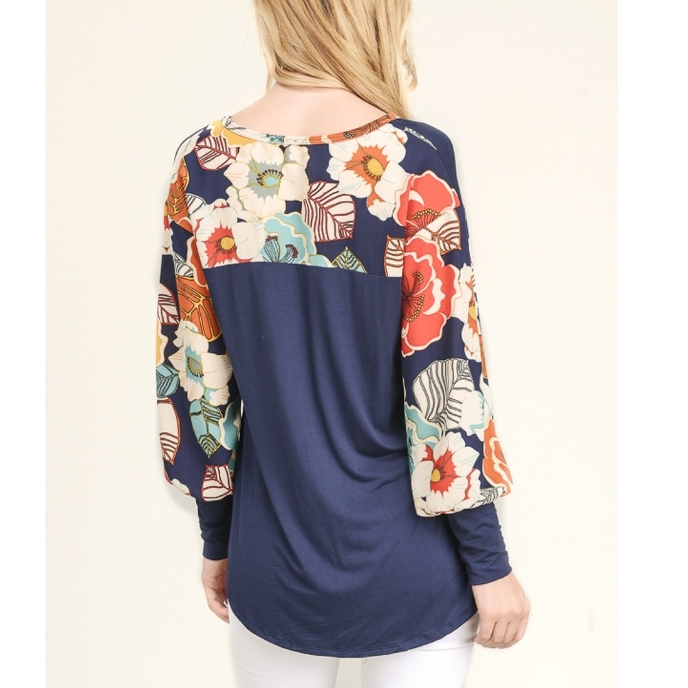 🍂 Foral Bubble Sleeve Top - Picture 3 of 4